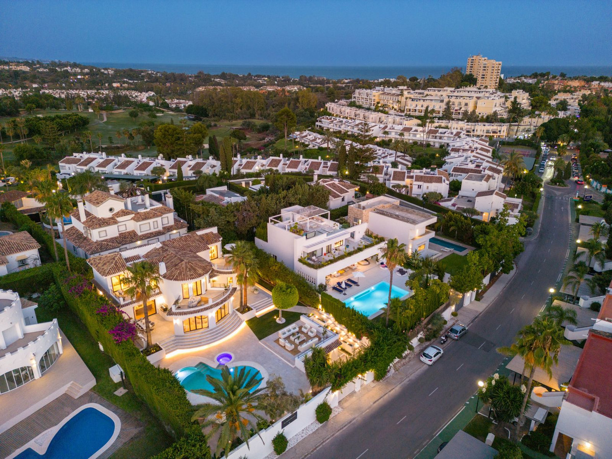 Villa till salu i Marbella - Nueva Andalucía 36