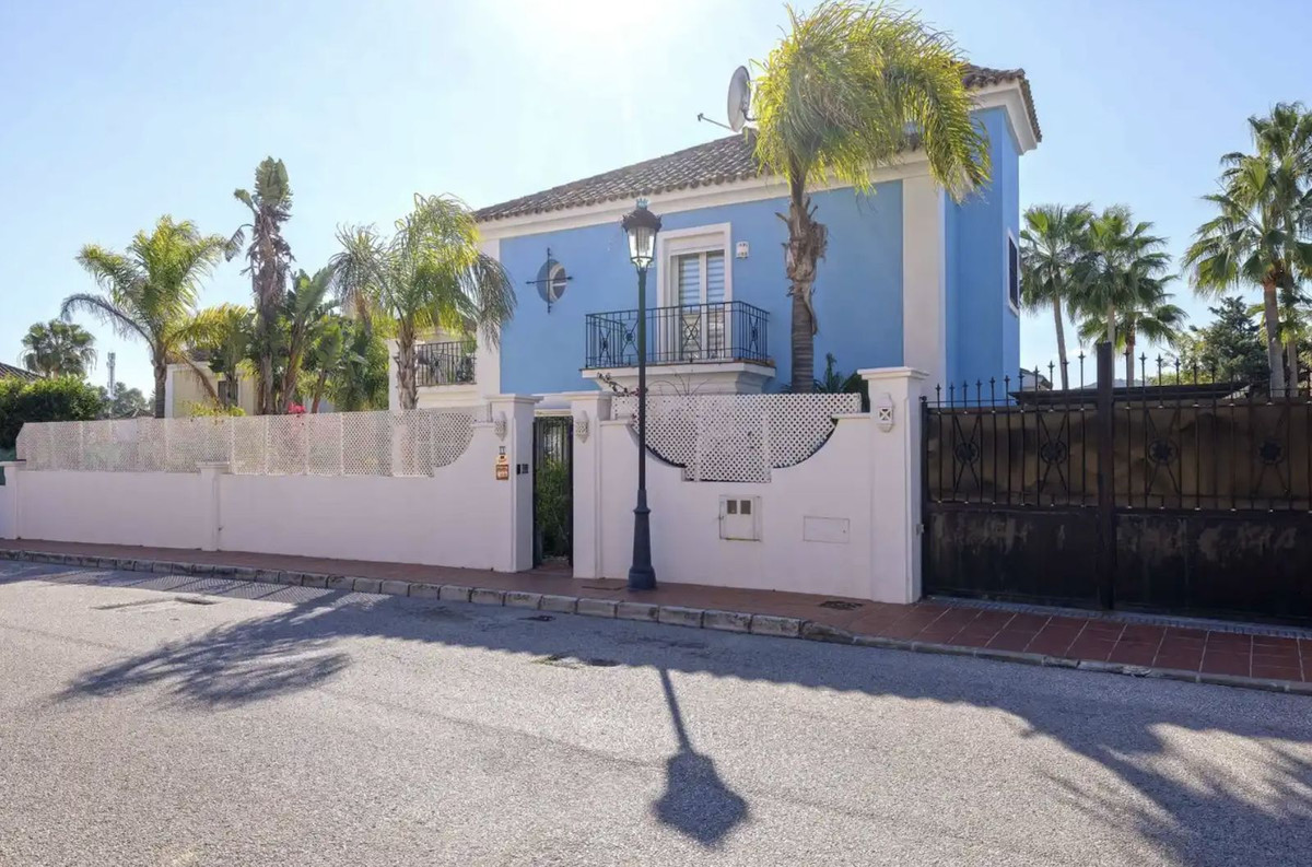 Villa for sale in Torremolinos 14