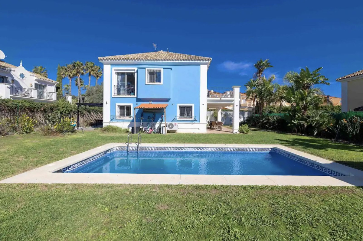 Вилла для продажи в Torremolinos 31