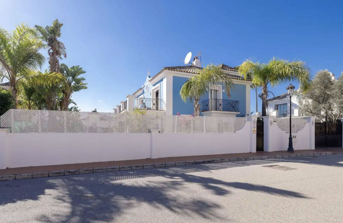 Вилла для продажи в Torremolinos 5