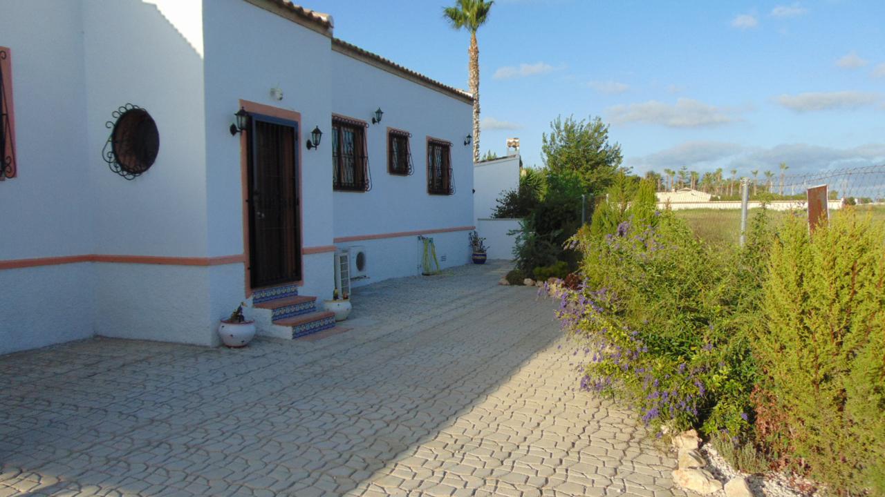 Villa à vendre à Alicante 6