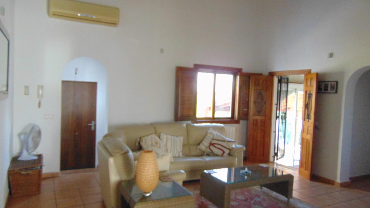 Villa for sale in Alicante 7