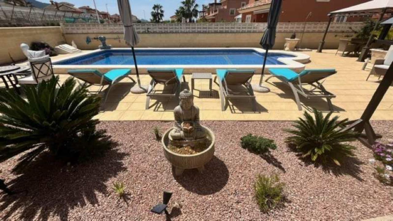 Villa for sale in Alicante 7