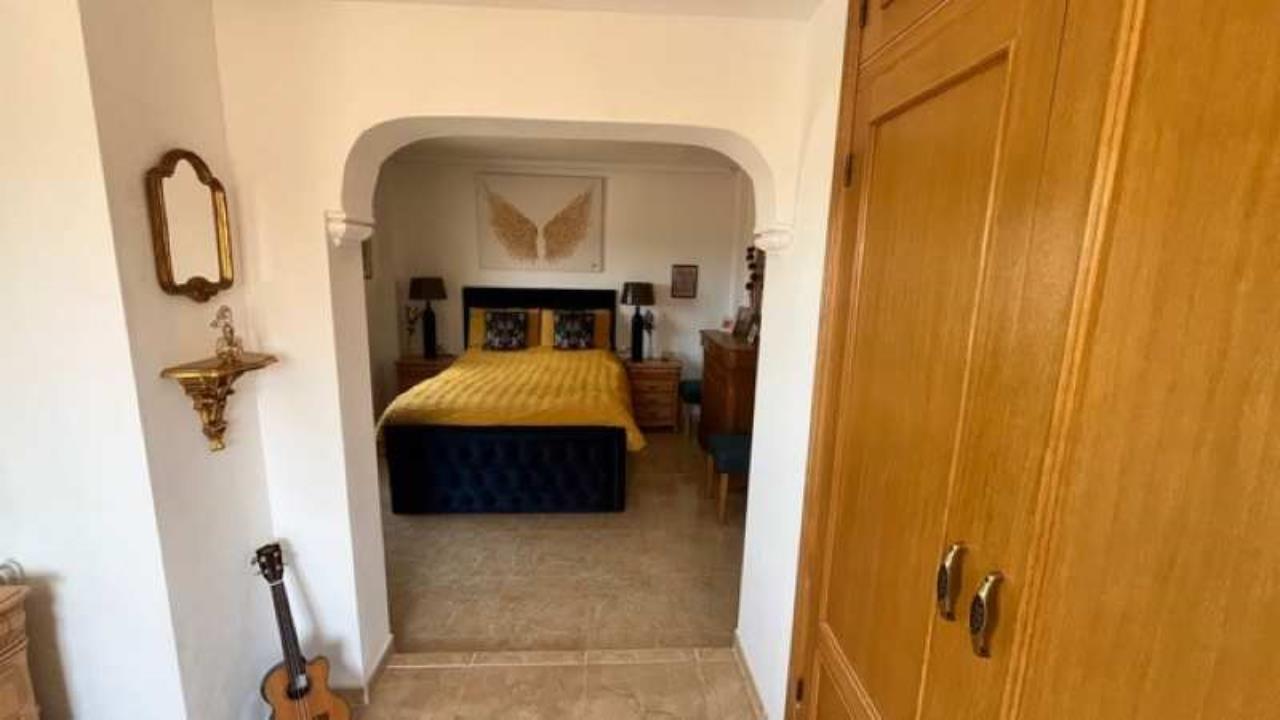 Villa à vendre à Alicante 32