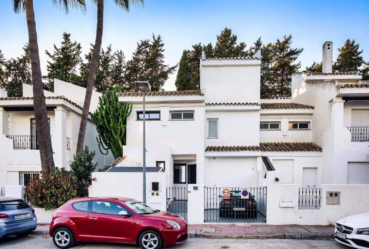 Townhouse for sale in Marbella - Golden Mile and Nagüeles 2