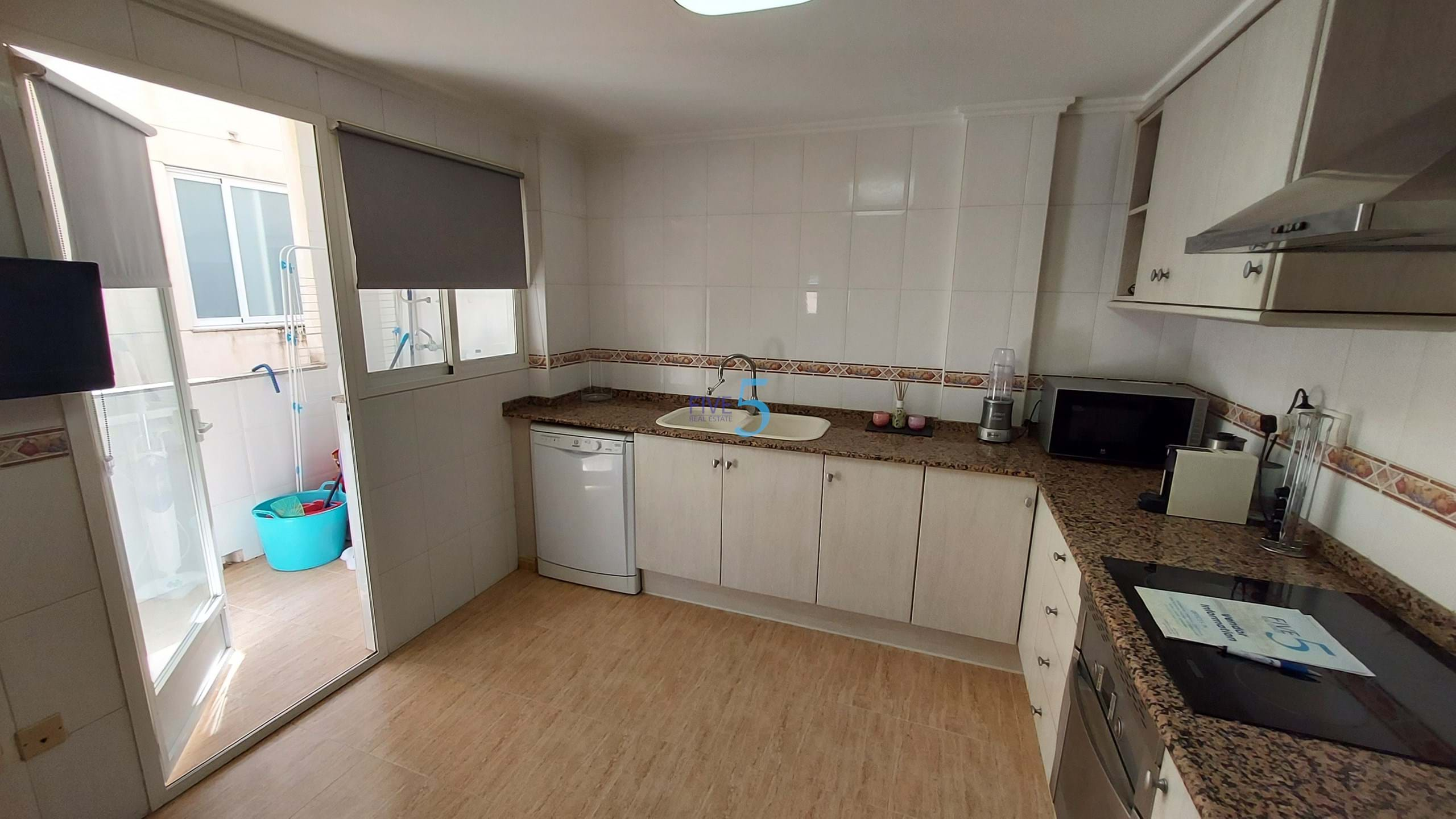 Apartamento en venta en Valencia City 6