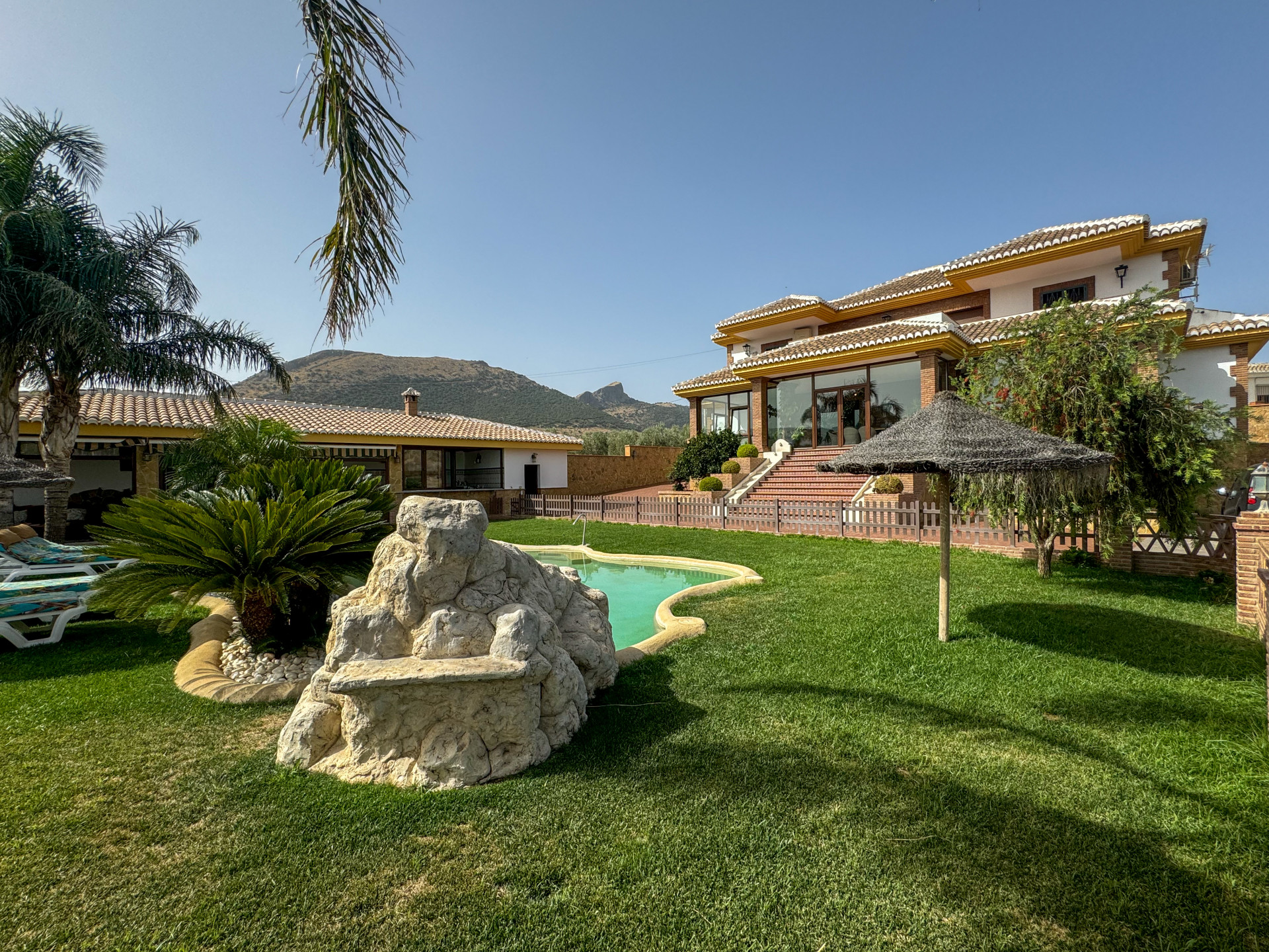 Villa for sale in Granada and surroundings 2