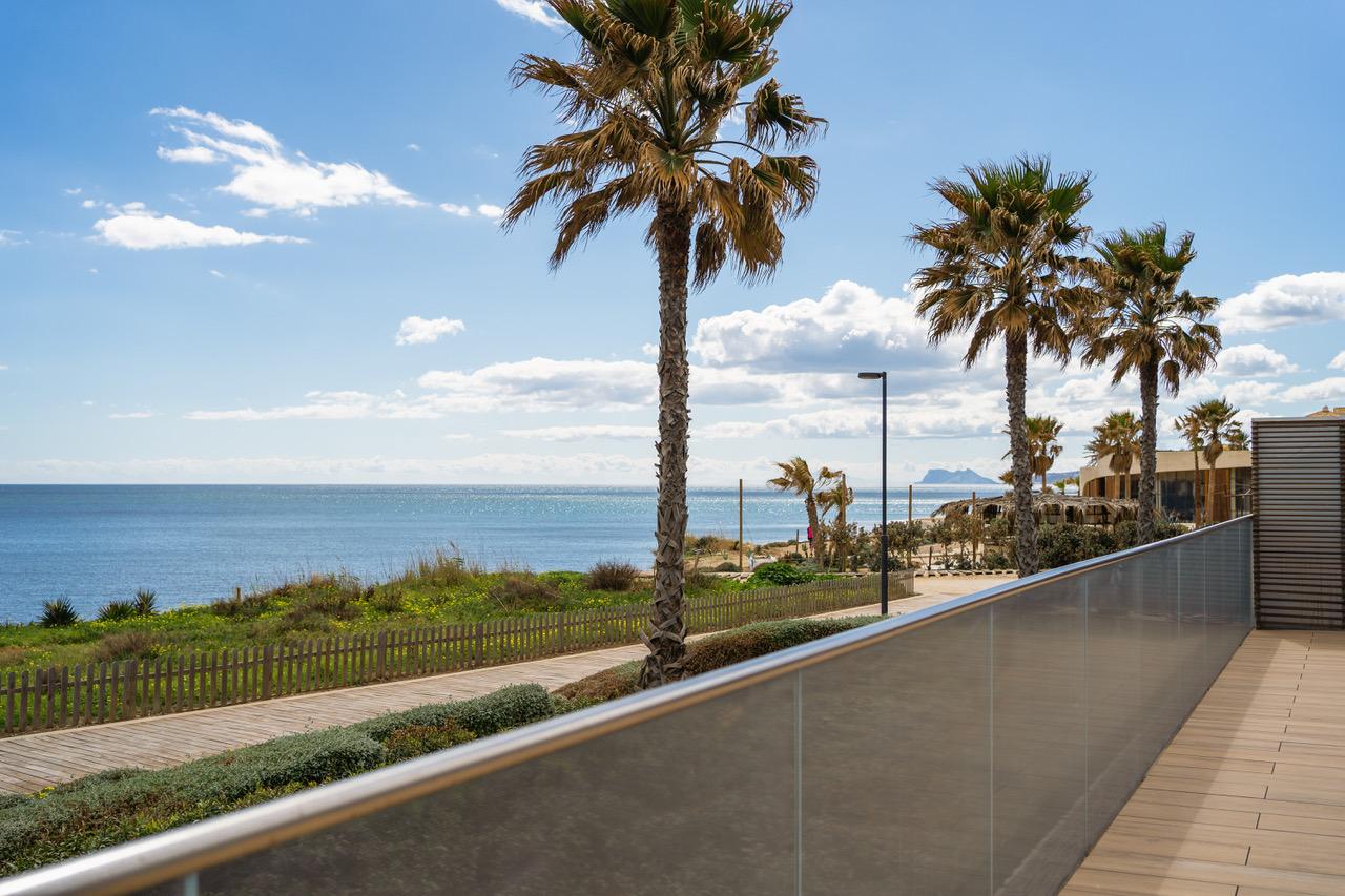 Penthouse te koop in Estepona 39