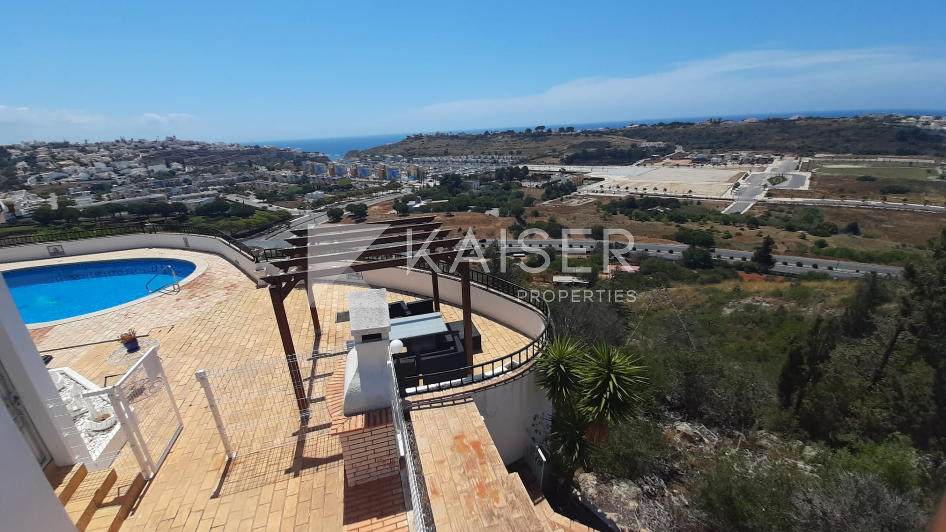 Villa for sale in Albufeira 27