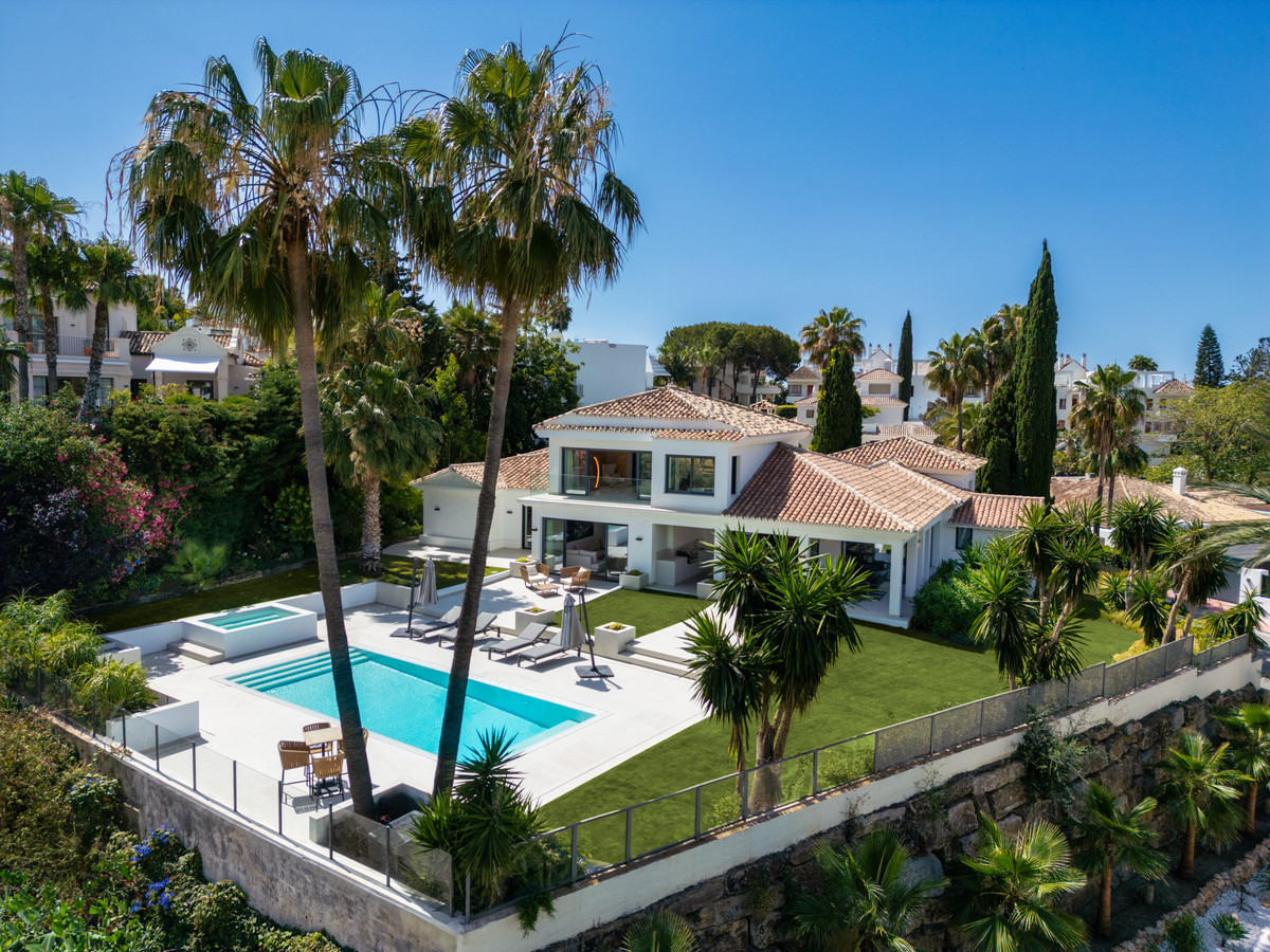 Villa for sale in Marbella - Nueva Andalucía 22