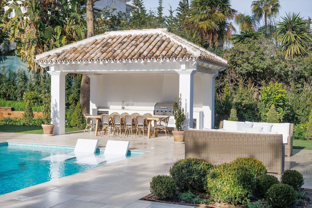 Villa te koop in Marbella - Nueva Andalucía 23