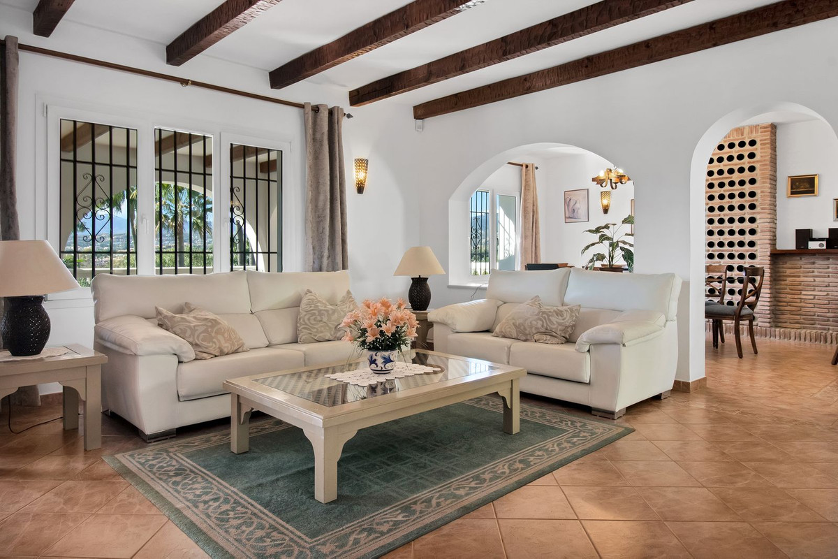 Villa for sale in Marbella - San Pedro and Guadalmina 9