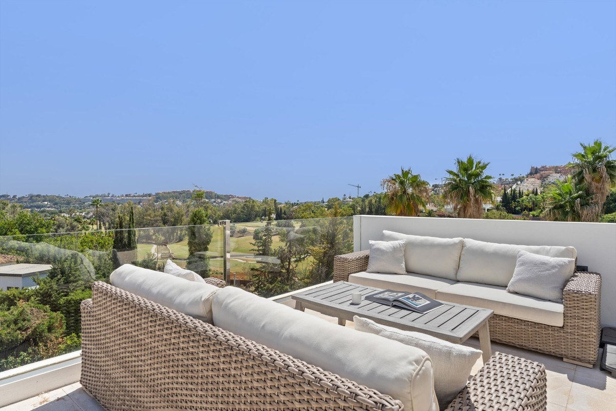 Villa for sale in Marbella - Nueva Andalucía 26