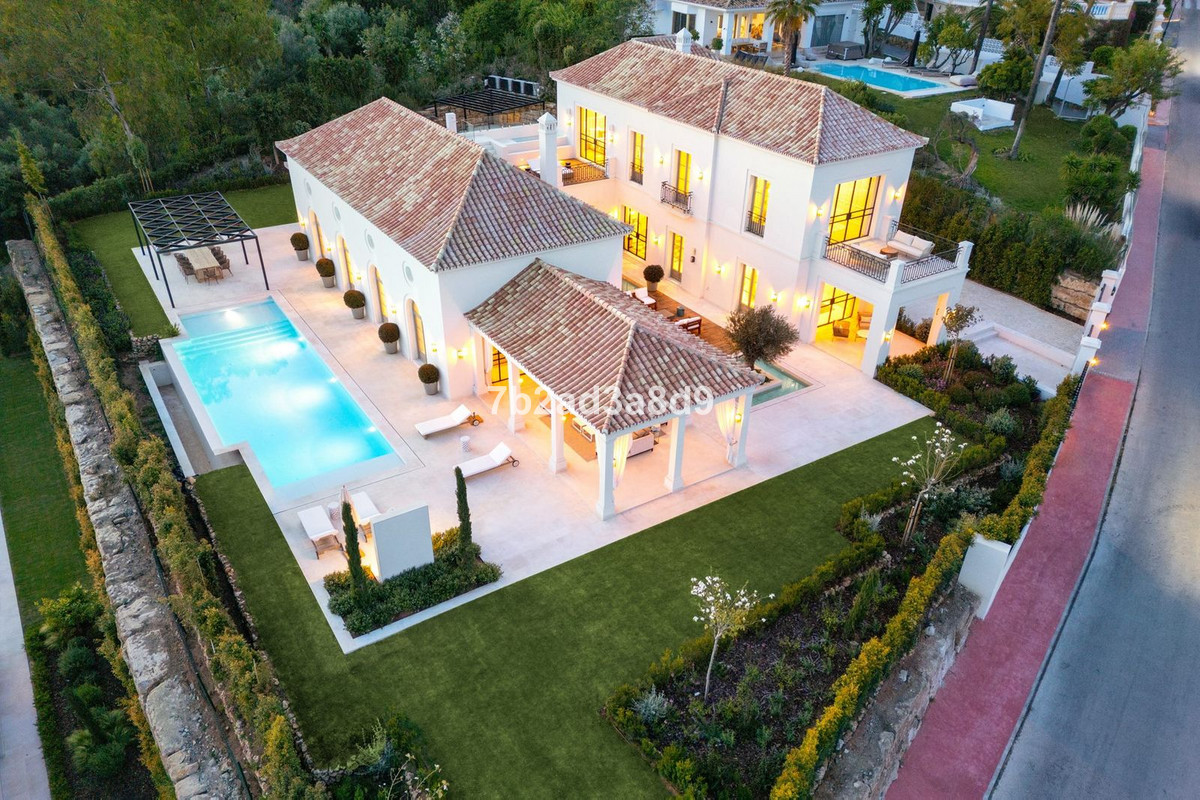 Property Image 623382-nueva-andalucia-villa-6-6