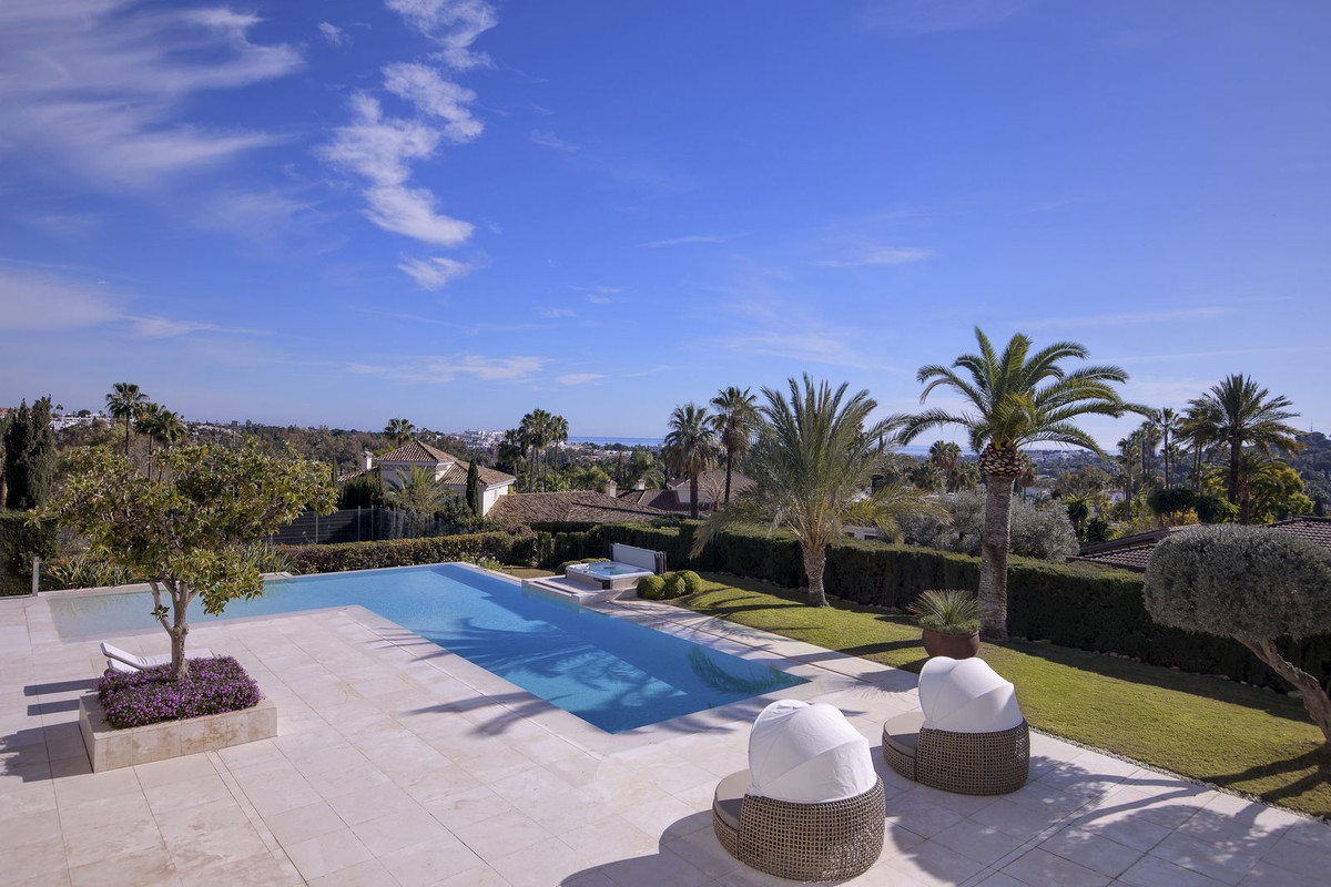 Villa for sale in Marbella - Nueva Andalucía 22