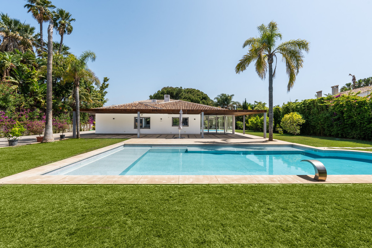 Villa for sale in Marbella - San Pedro and Guadalmina 28