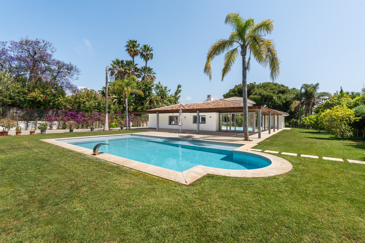 Villa for sale in Marbella - San Pedro and Guadalmina 29