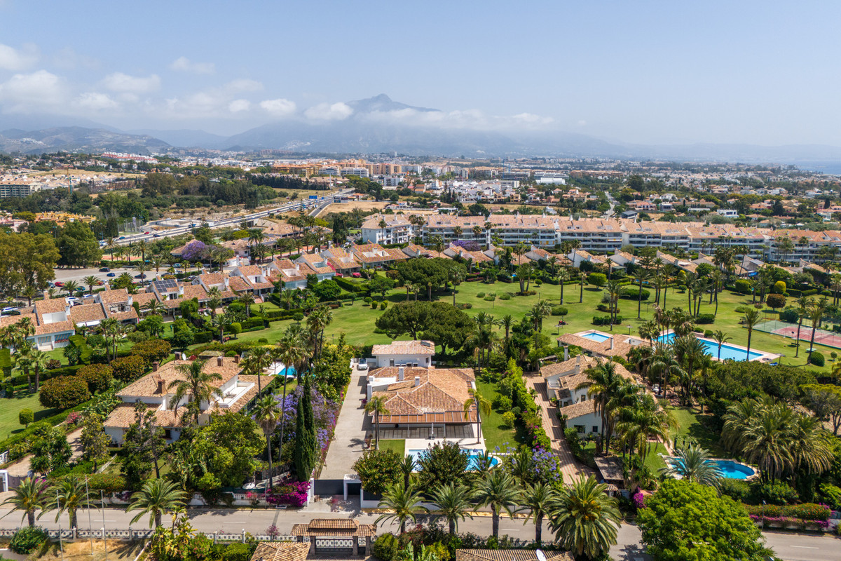 Villa for sale in Marbella - San Pedro and Guadalmina 39