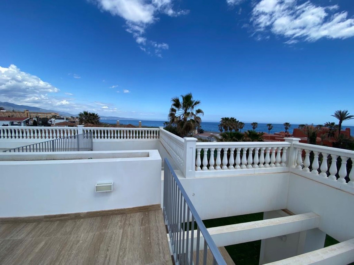 Villa for sale in Marbella - San Pedro and Guadalmina 20