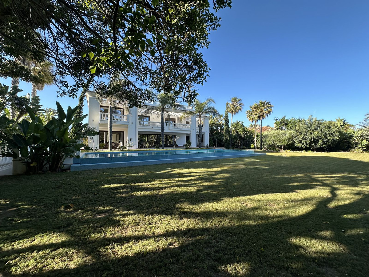 Villa for sale in Marbella - San Pedro and Guadalmina 26