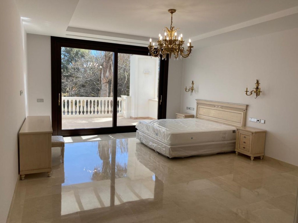 Villa for sale in Marbella - San Pedro and Guadalmina 9