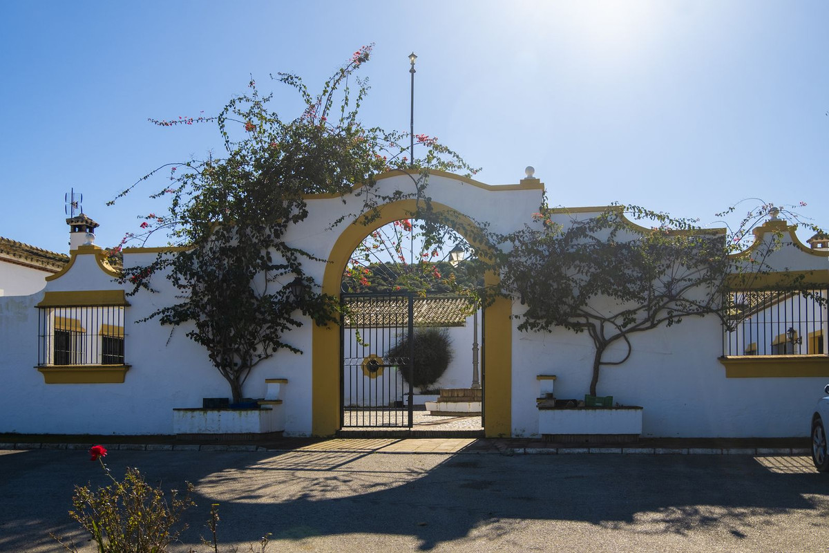 Maison de campagne à vendre à Estepona 4