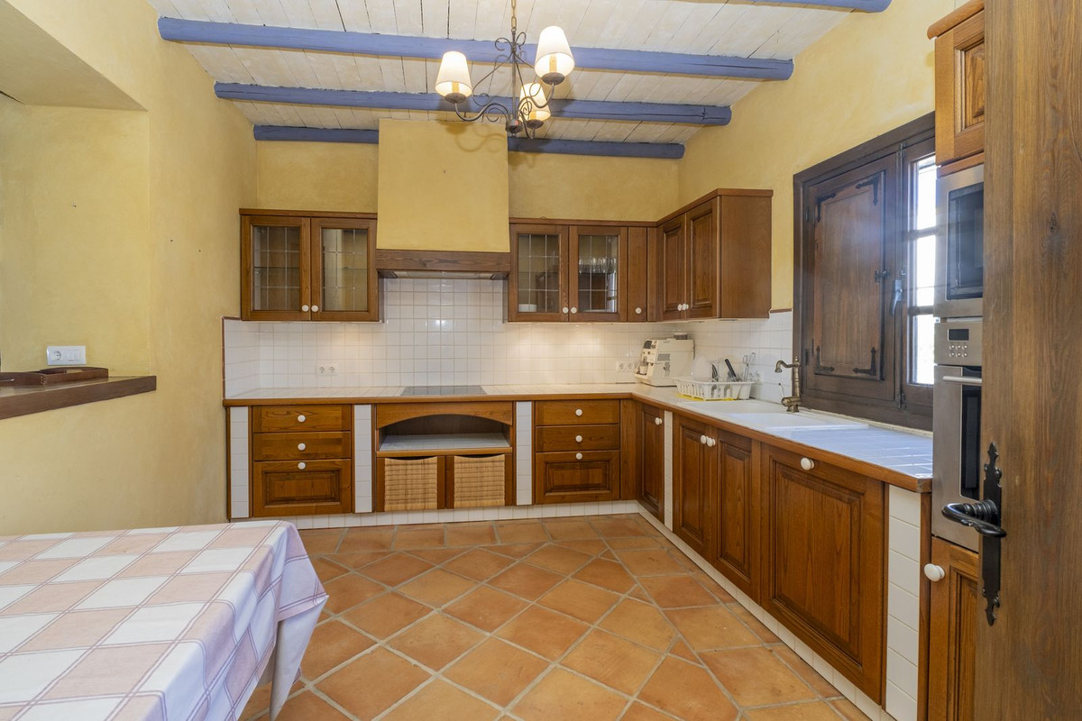 Maison de campagne à vendre à Estepona 9