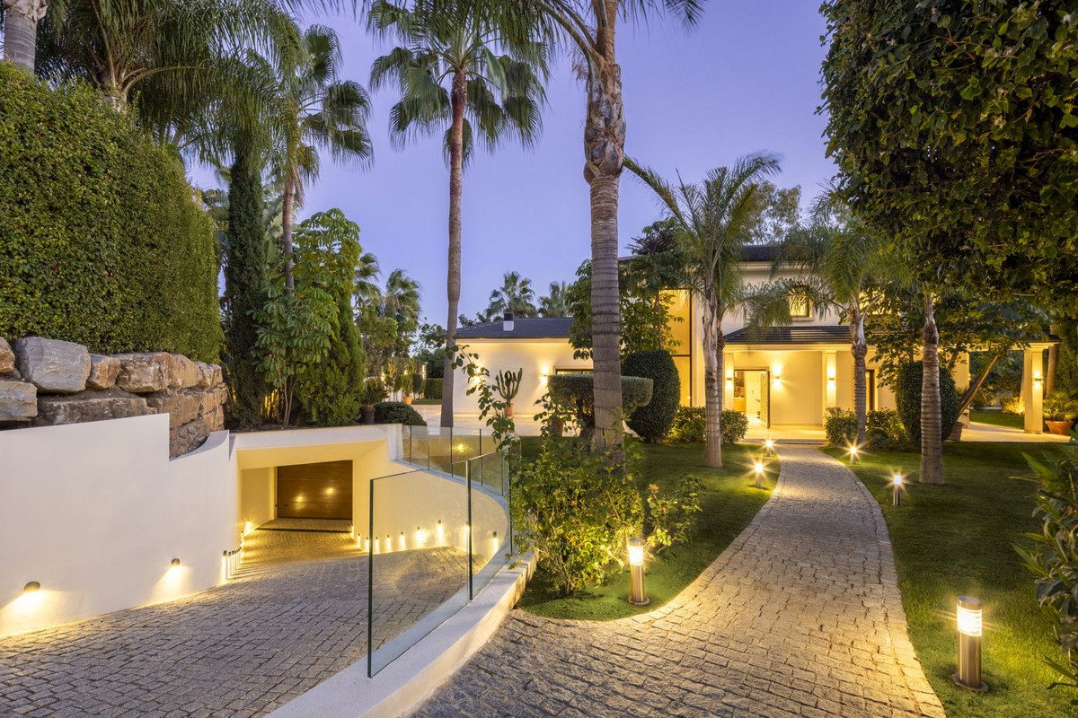 Villa te koop in Marbella - Nueva Andalucía 22