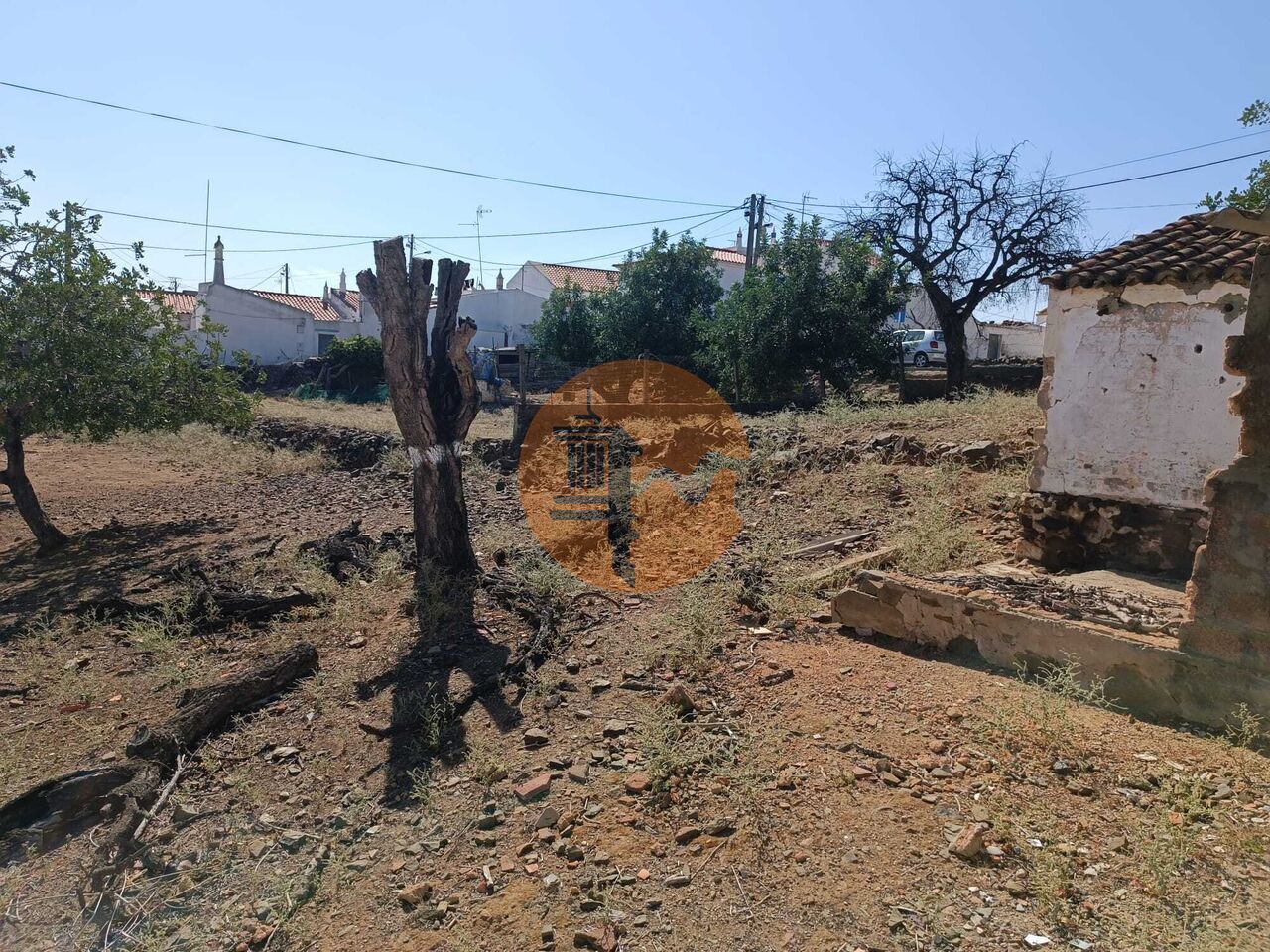 Plot for sale in Faro 12