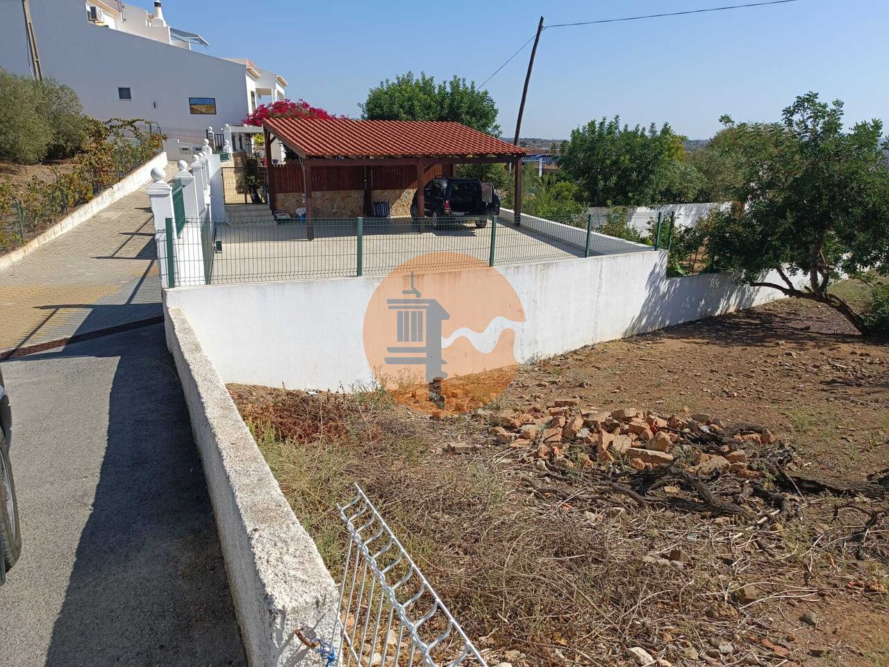 Plot for sale in Faro 15