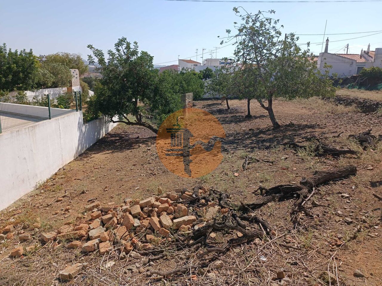 Plot for sale in Faro 19