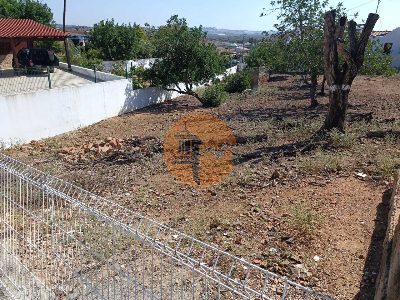 Plot for sale in Faro 26