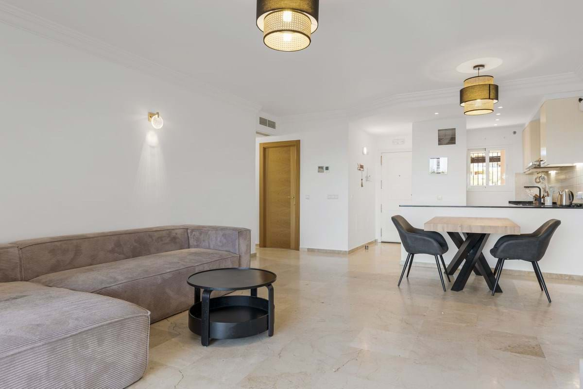 Appartement te koop in Estepona 8