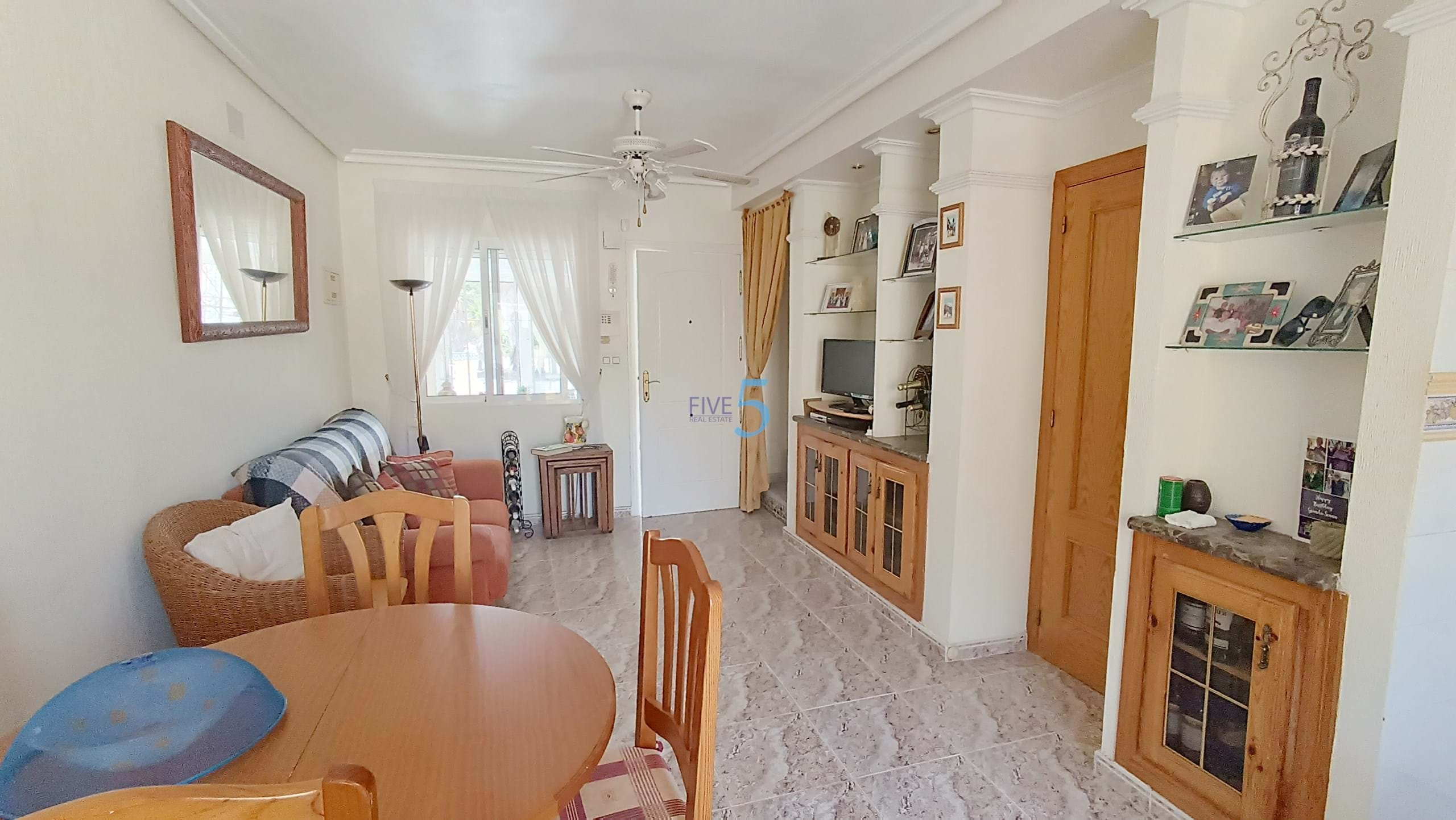 Townhouse for sale in Alicante 3