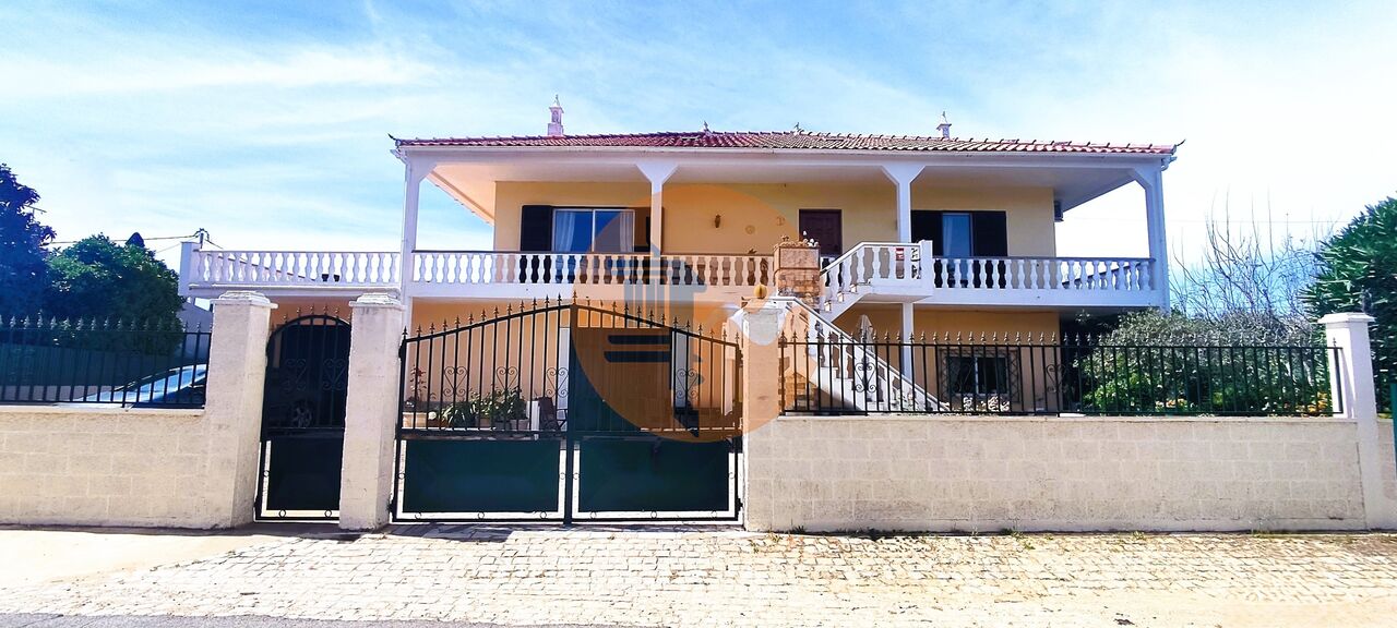 Villa à vendre à Faro 56