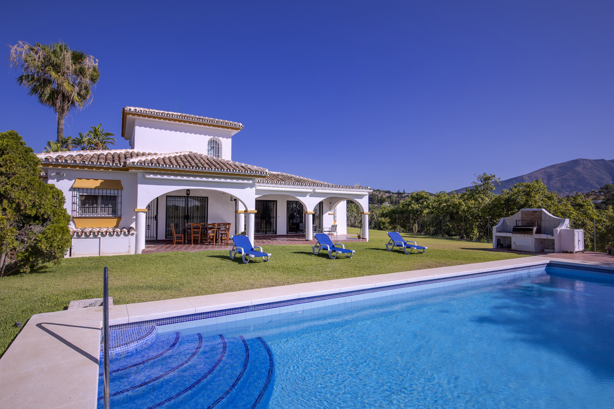 Countryhome te koop in Fuengirola 16