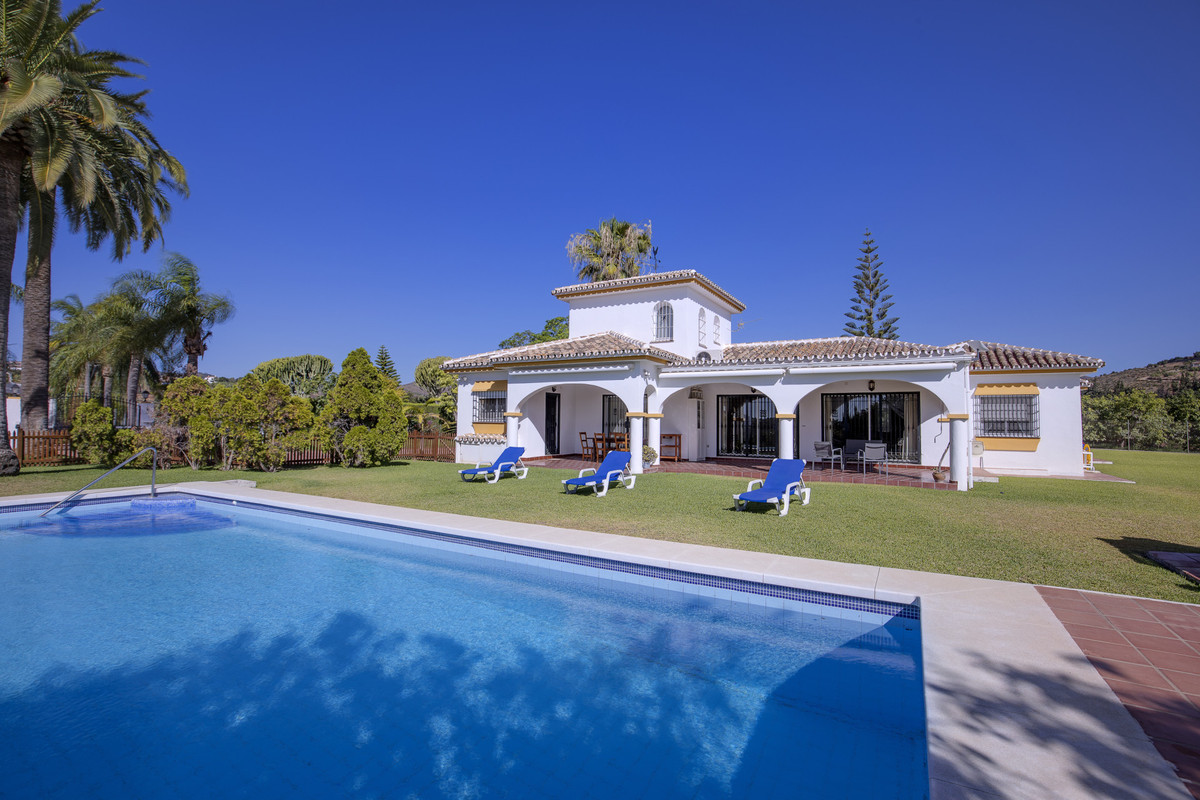 Countryhome te koop in Fuengirola 18