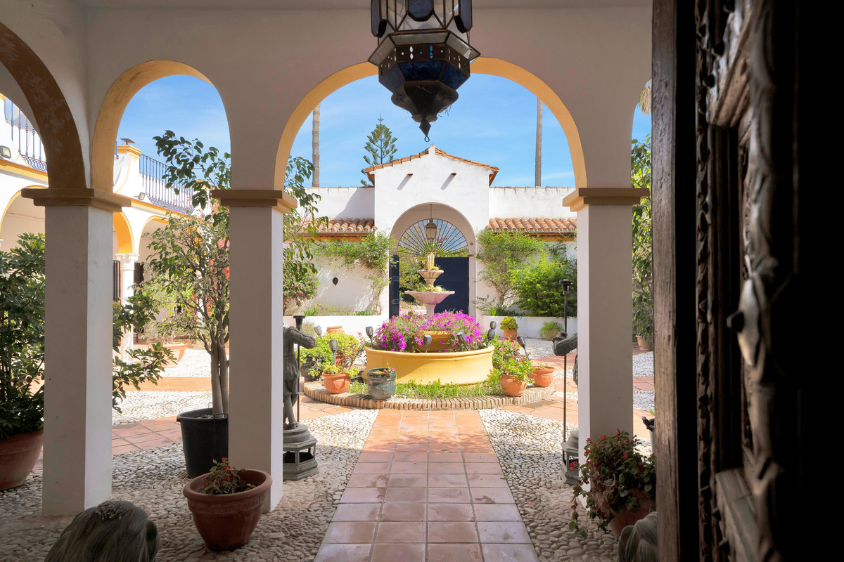 Countryhome for sale in Mijas 9