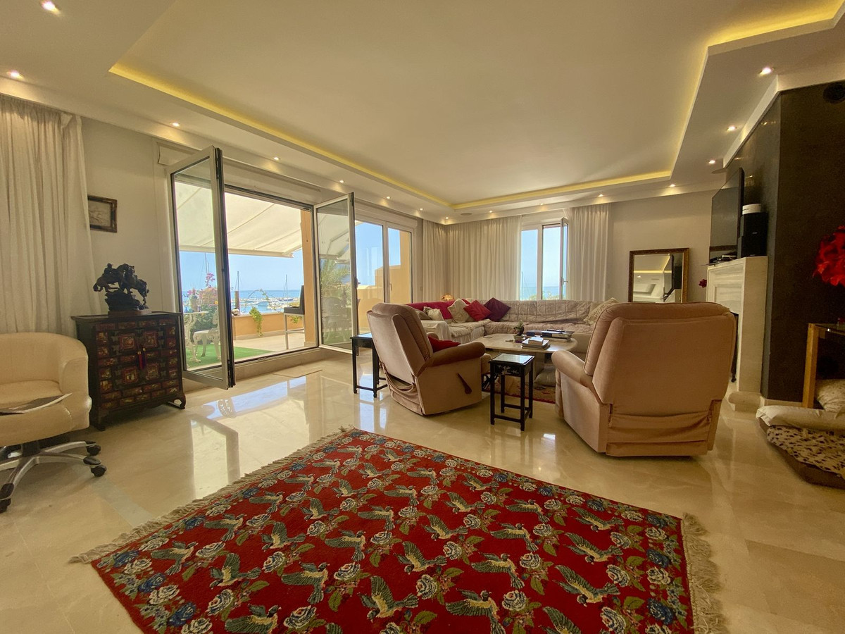 Penthouse for sale in Sotogrande 7