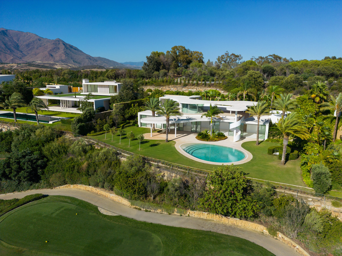 Villa te koop in Casares 2