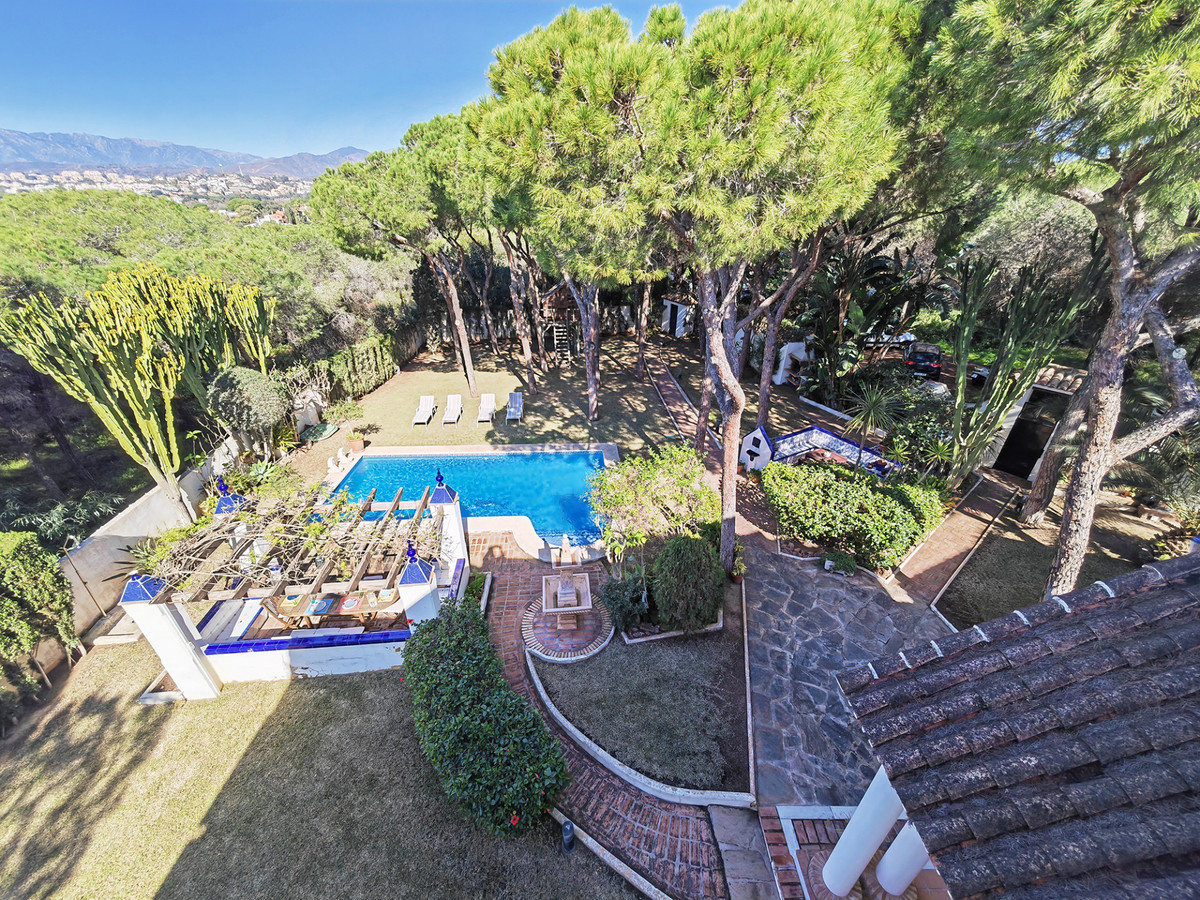 Villa te koop in Marbella - East 17