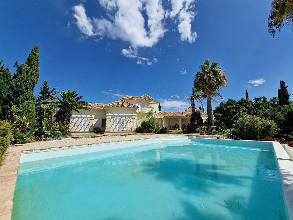 Villa for sale in Fuengirola 36