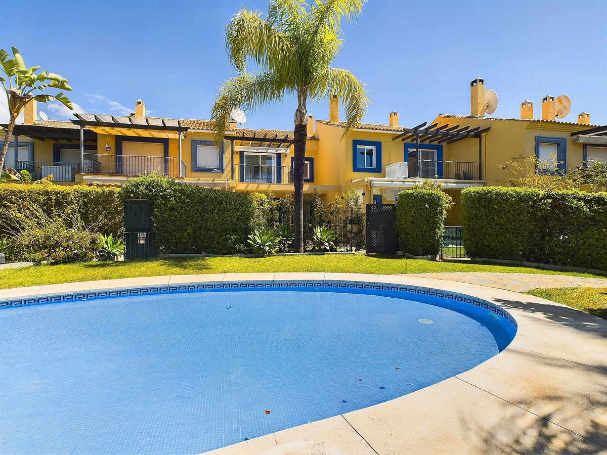 Property Image 624351-estepona-pueblo-townhouses-4-3