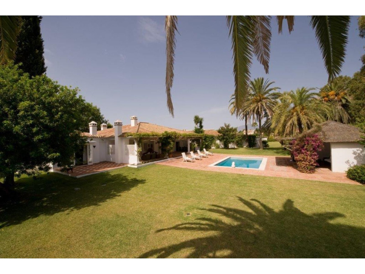 Property Image 624381-estepona-pueblo-villa-4-4