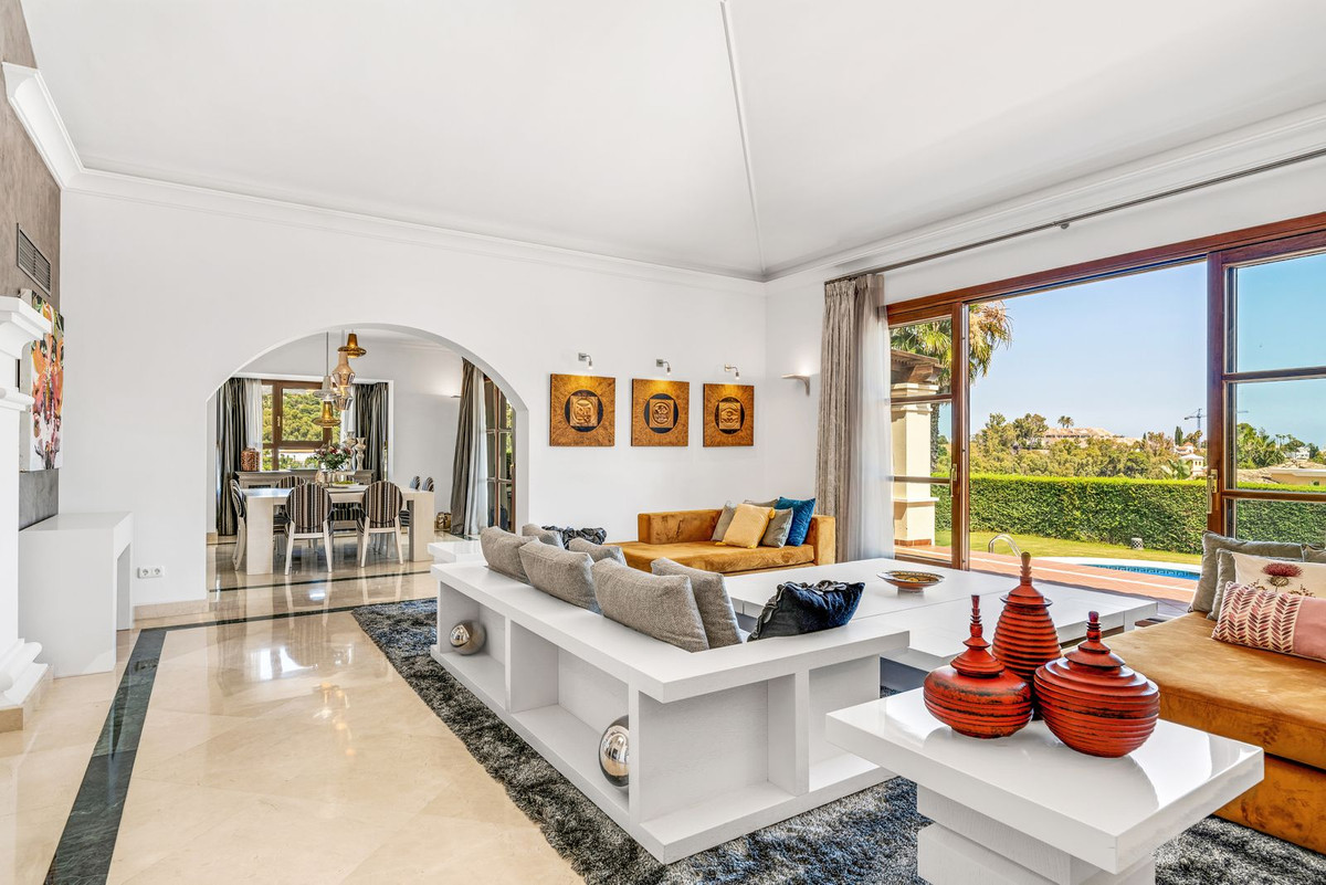 Villa for sale in Marbella - Nueva Andalucía 11