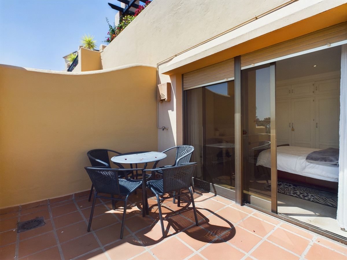 Appartement te koop in Estepona 14