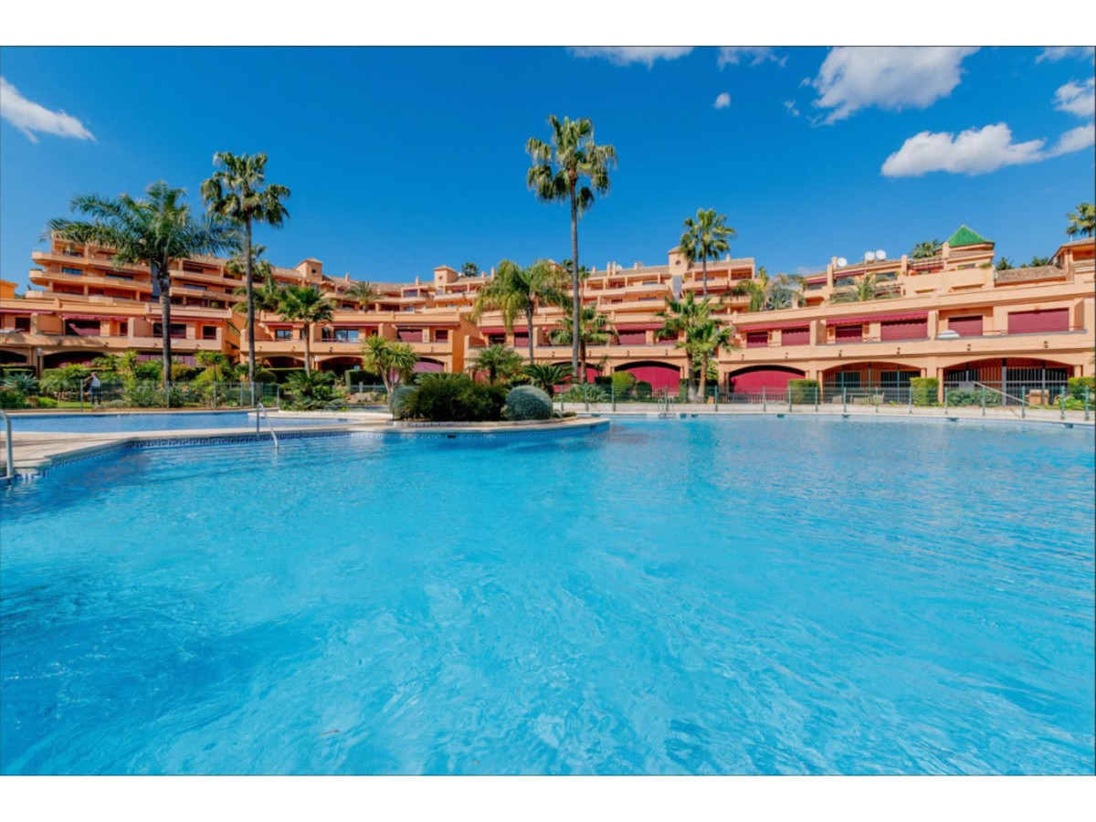 Appartement te koop in Estepona 3