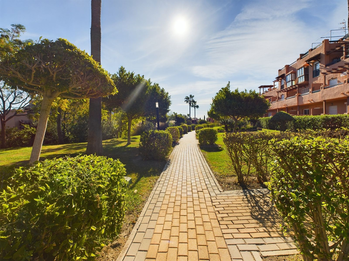 Property Image 624493-casares-apartment-3-2