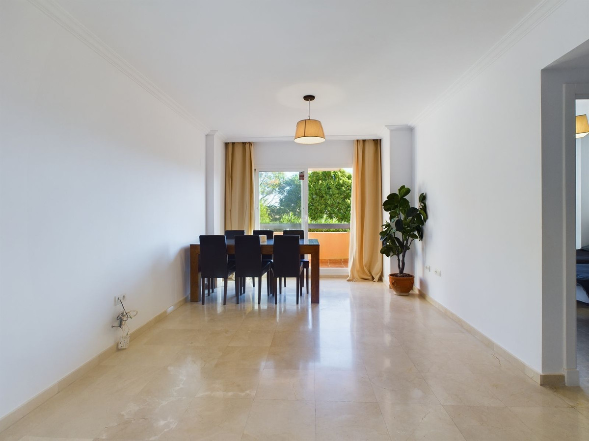 Apartment for sale in Casares 5