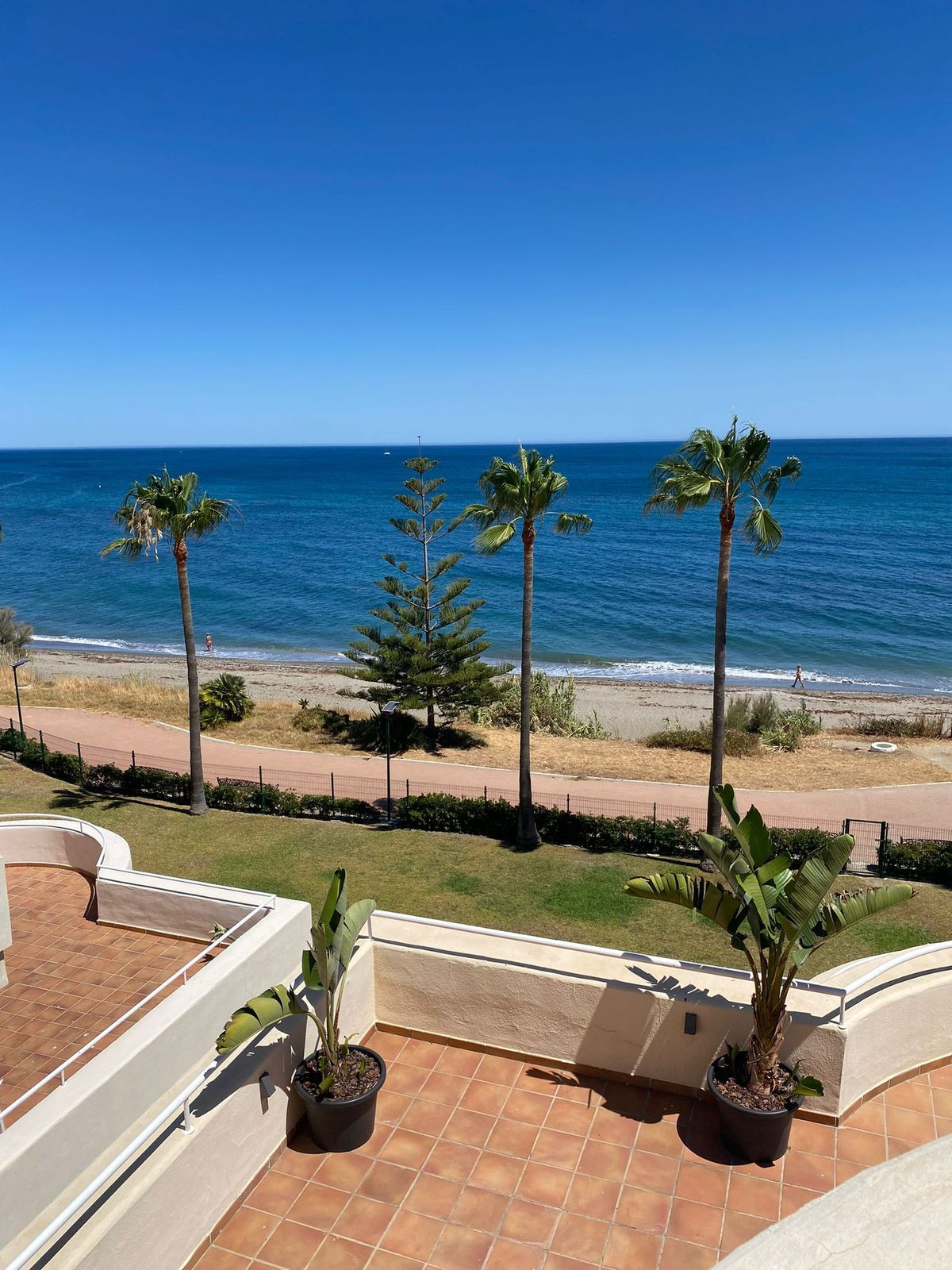 Apartamento en venta en Estepona 3